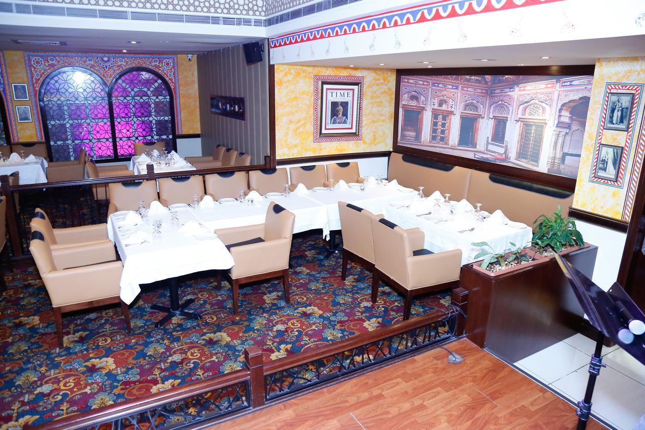 Ambassador Hotel Dubaï Extérieur photo